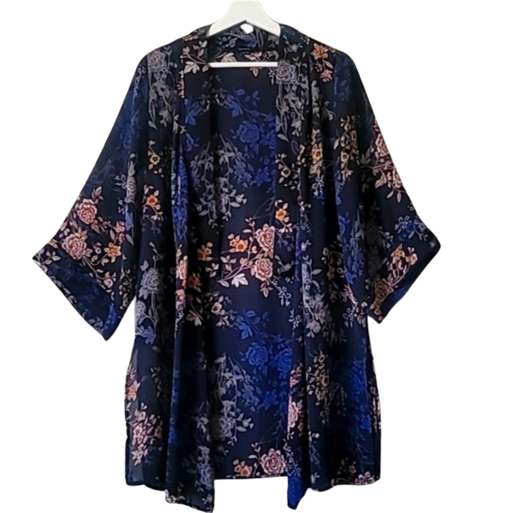 Tahari Floral Sheer Bohemian Kimono Style Cardigan Small to Medium